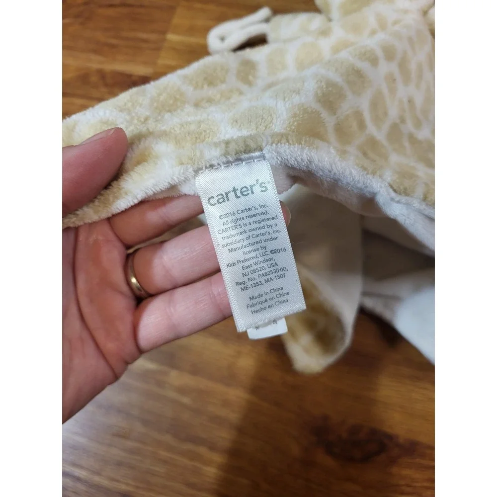Carters carter giraffe